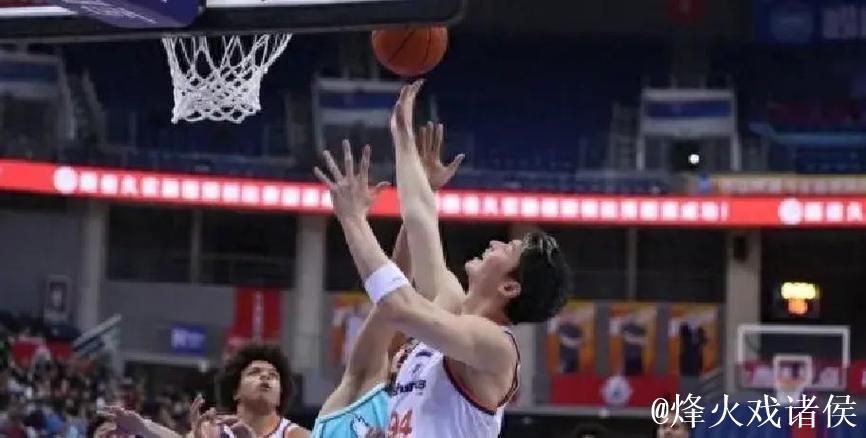 大鲨鱼八连胜！卢伟要复制上赛季奇迹？